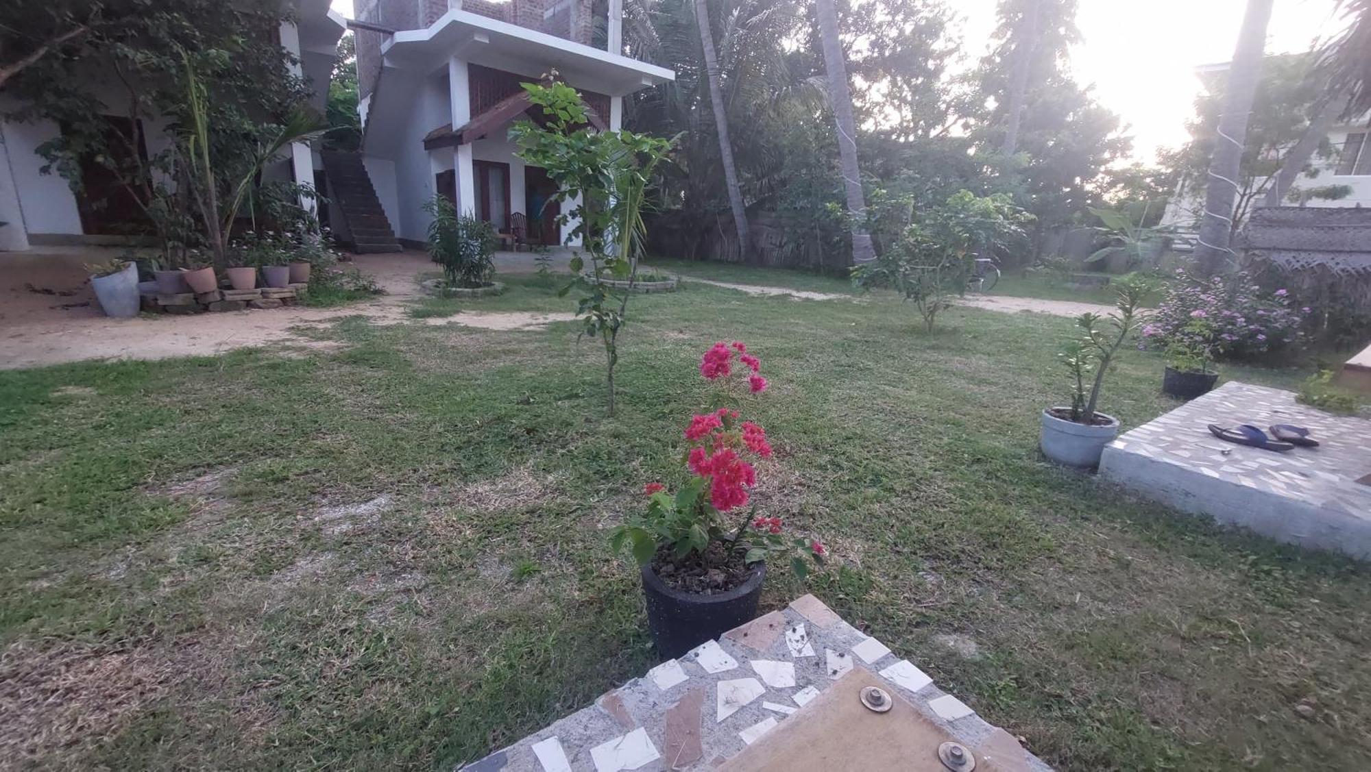 The Dream Inn Guesthouse Passikudah Batticaloa Luaran gambar