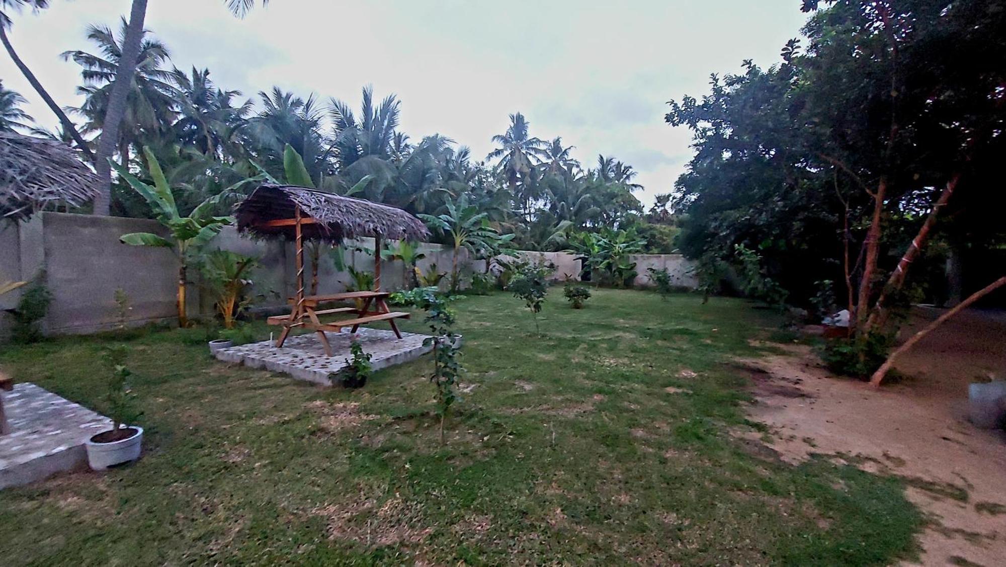 The Dream Inn Guesthouse Passikudah Batticaloa Luaran gambar